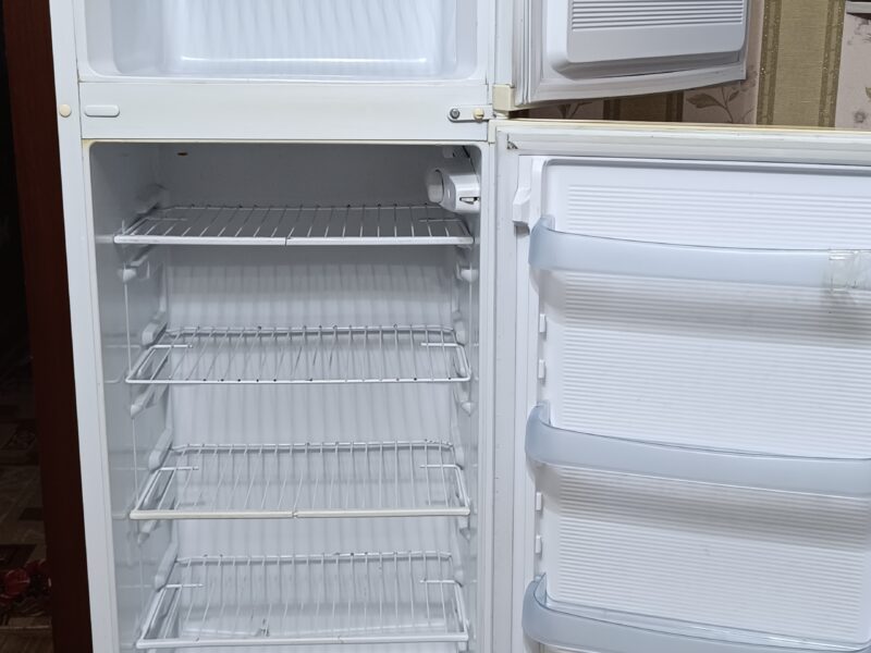 Холодильник 60000